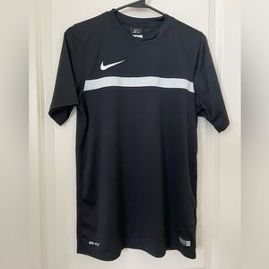 Nike Boys M Dri-Fit Shirt
